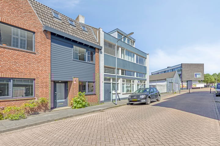 Foto 30 van Vestkant 125