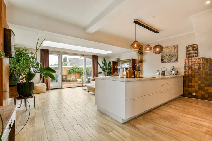 Foto 3 van Bijdorpstraat 2