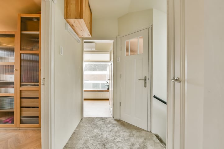 Foto 28 van Bijdorpstraat 2