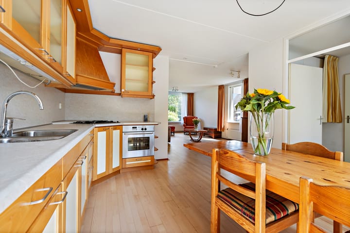 Foto 14 van Van Ewsumstraat 62