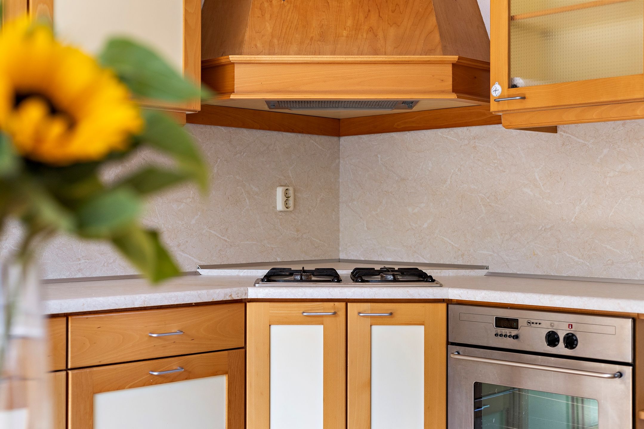 Photo 15 of Van Ewsumstraat 62