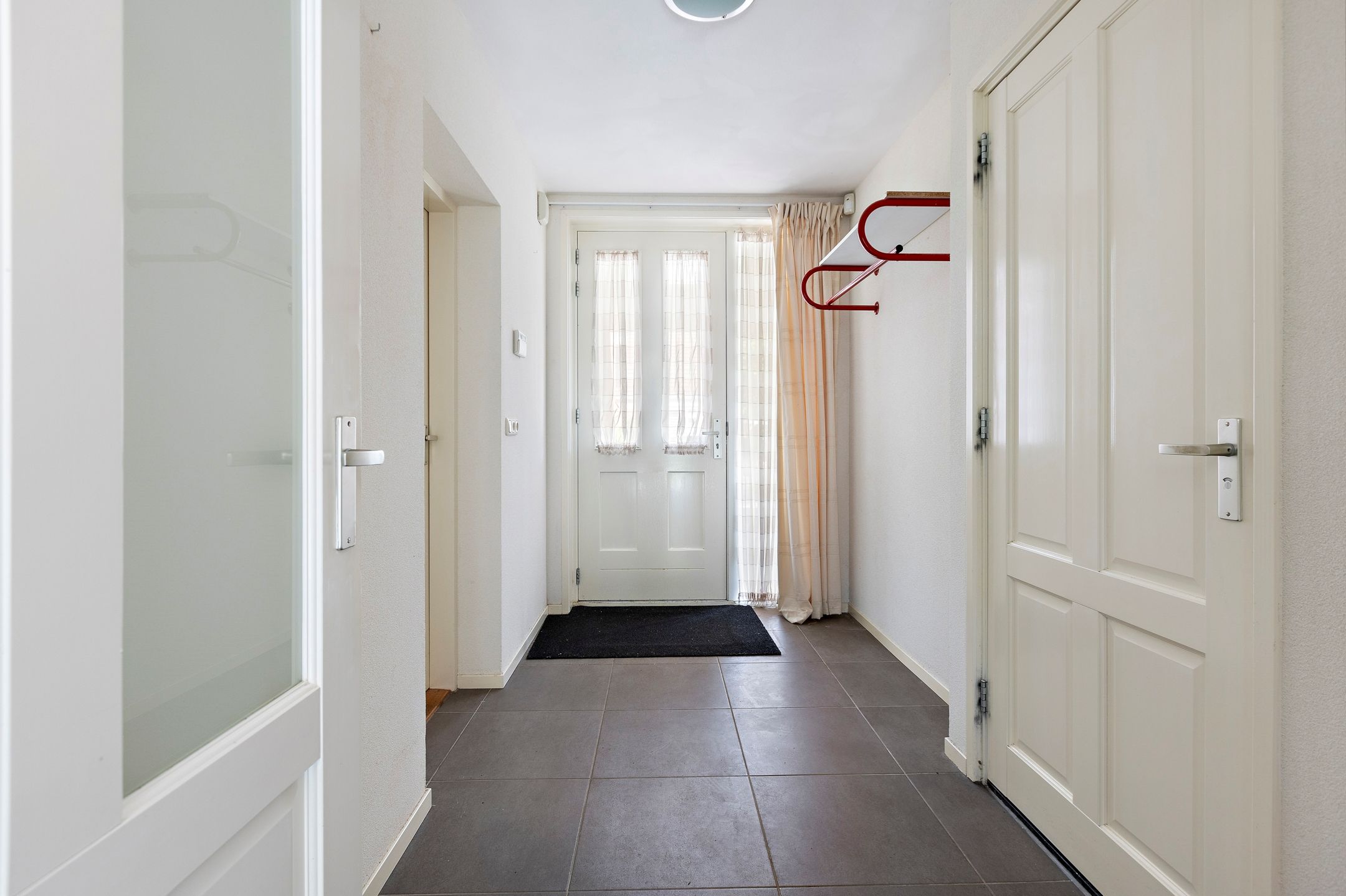 Photo 9 of Van Ewsumstraat 62