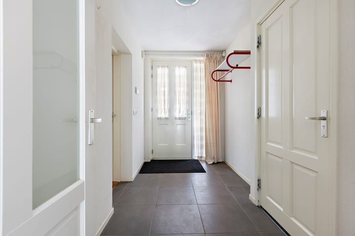 Foto 9 van Van Ewsumstraat 62