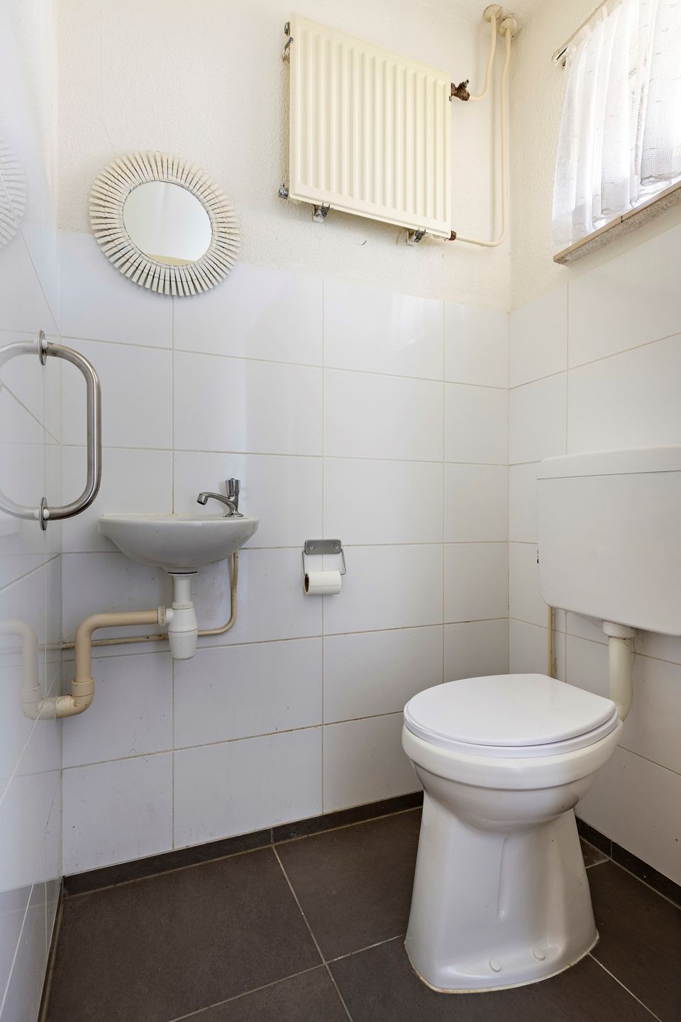 Photo 18 of Van Ewsumstraat 62