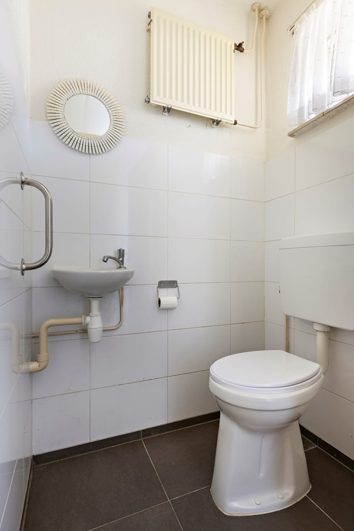 Foto 18 van Van Ewsumstraat 62