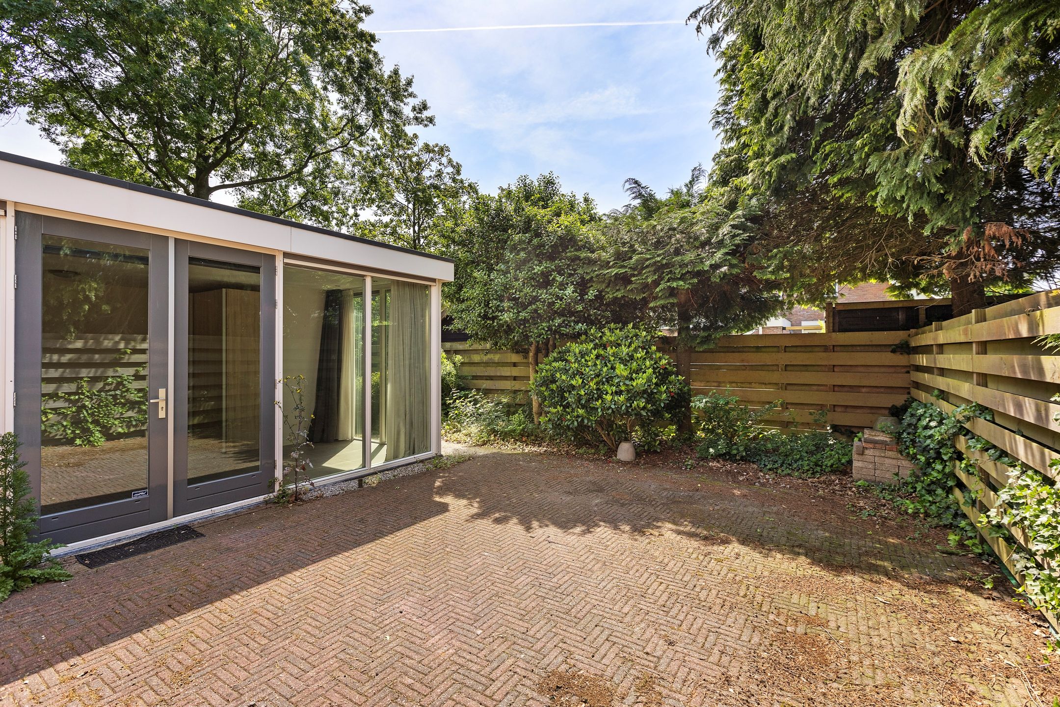 Photo 3 of Van Ewsumstraat 62