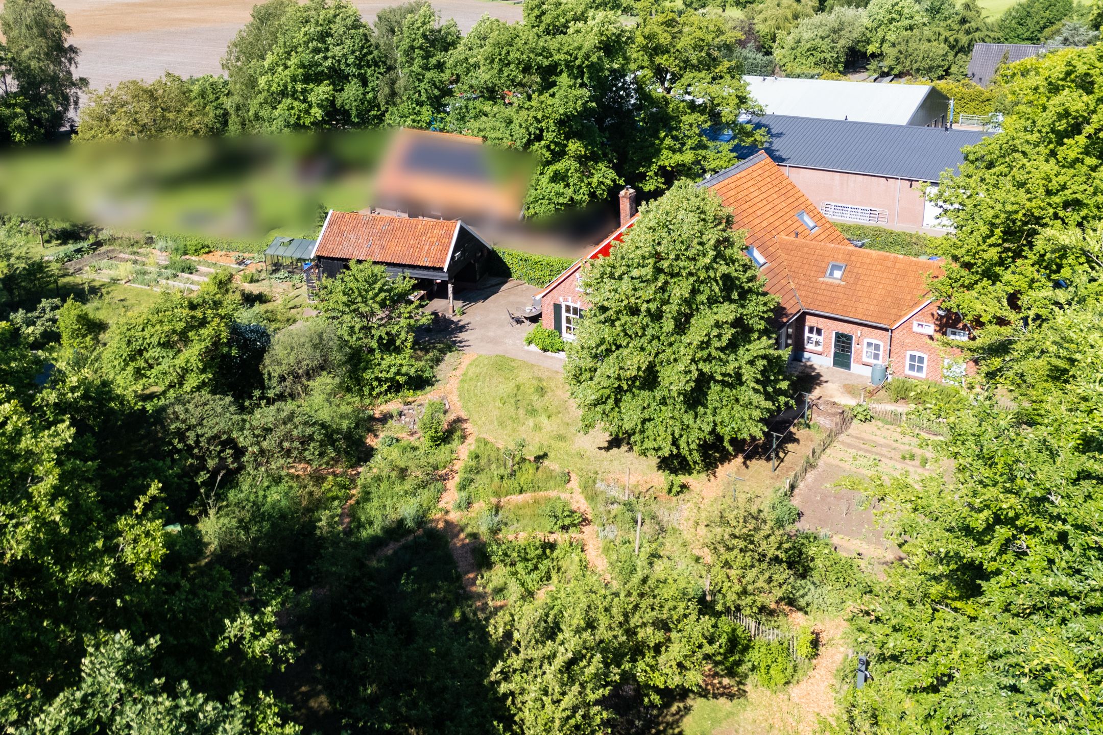 Foto 69 van Waliënseweg 48