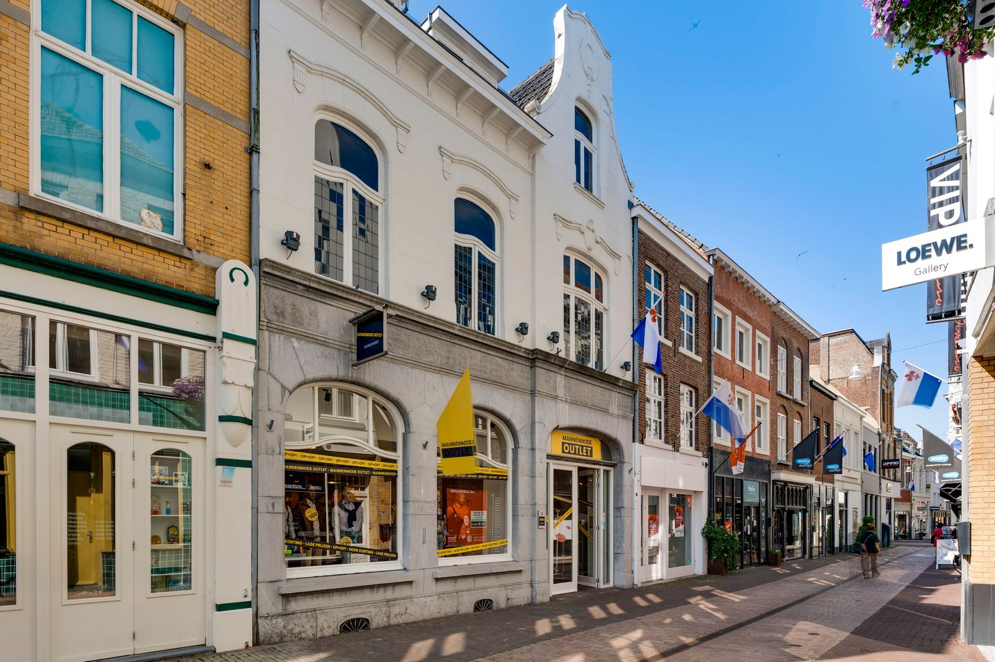 View photo 1 of Schoenmakersstraat 16