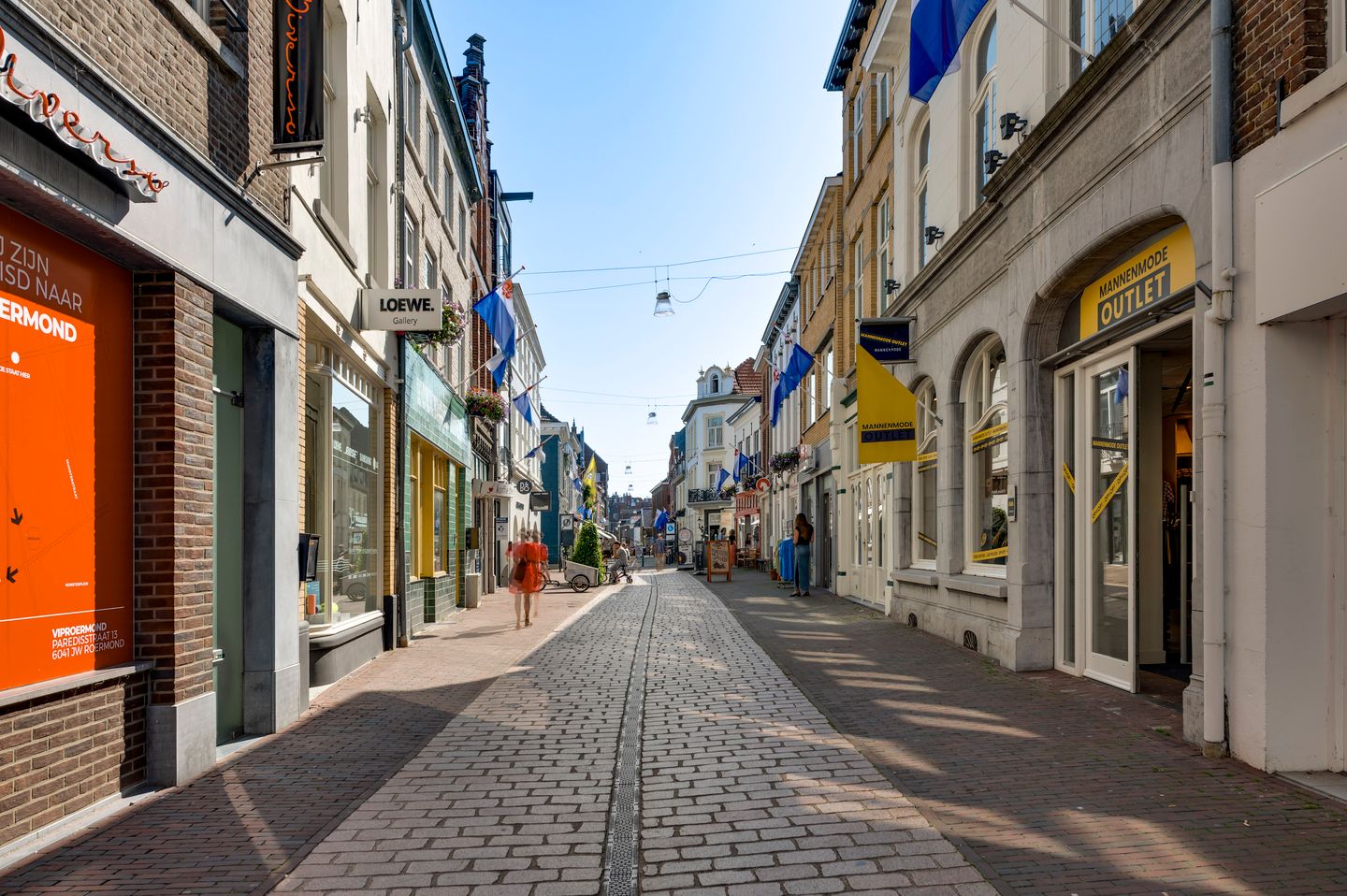 View photo 2 of Schoenmakersstraat 16