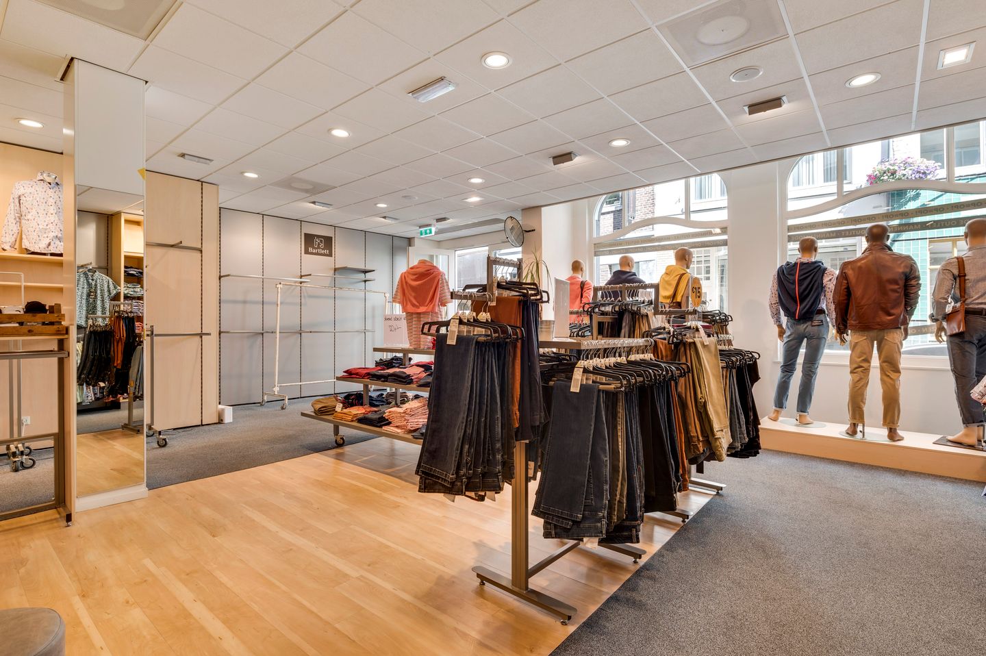 View photo 4 of Schoenmakersstraat 16