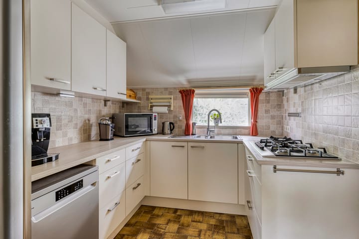 Photo 19 of K.J. de Vriezestraat 63