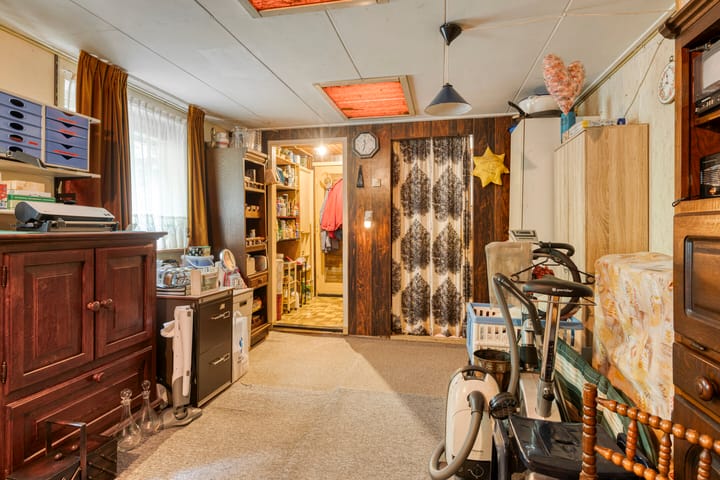 Photo 33 of K.J. de Vriezestraat 63