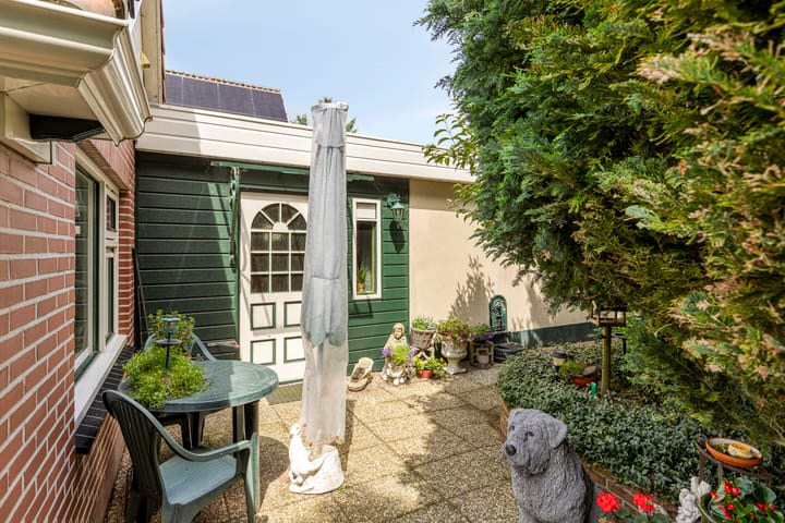 Photo 37 of K.J. de Vriezestraat 63