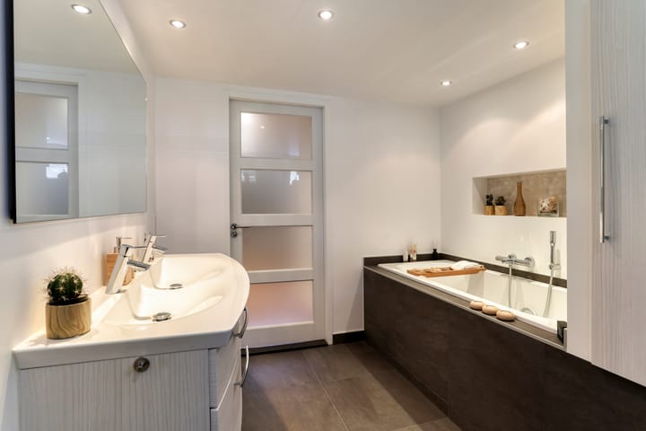 Foto 19 van Schieweg 243-A