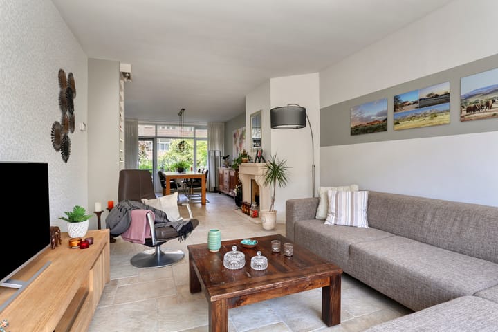 Foto 11 van Schieweg 243-A