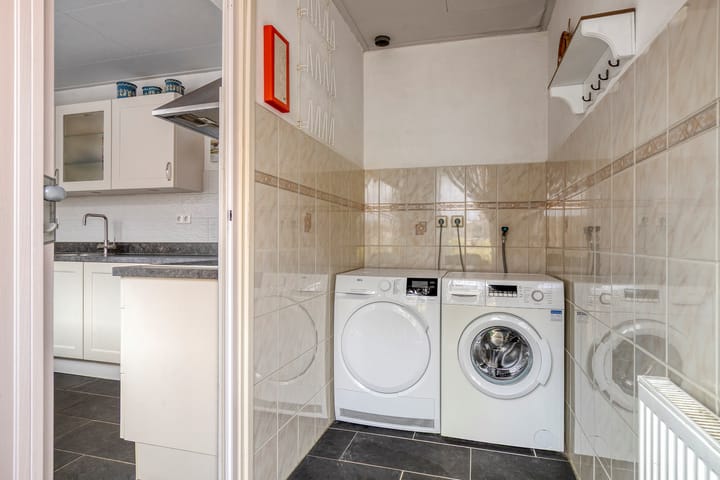 Foto 18 van de Vriesstraat 2