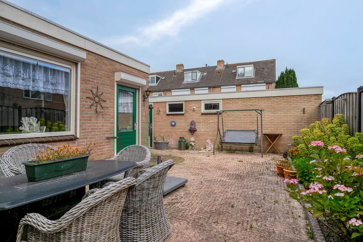 Foto 34 van de Vriesstraat 2