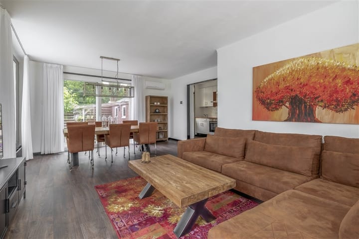 Photo 2 of Winschoterweg 6-A