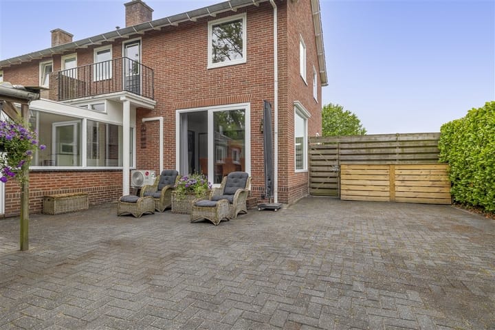 Photo 5 of Winschoterweg 6-A