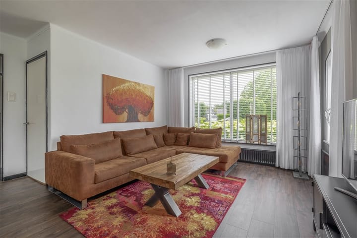 Foto 10 van Winschoterweg 6-A