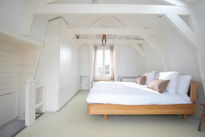 Foto 22 van Hazenstraat 29-1