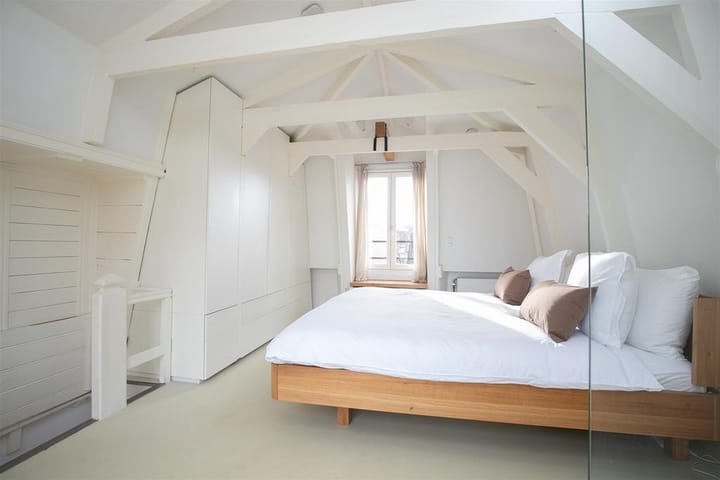 Foto 23 van Hazenstraat 29-1