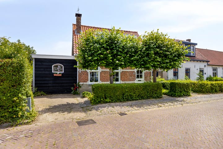 Photo 1 of Van Heenvlietstraat 6