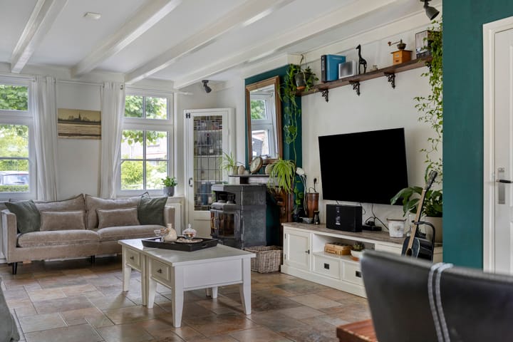 Photo 9 of Van Heenvlietstraat 6