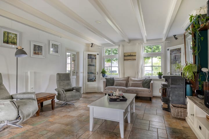 Photo 11 of Van Heenvlietstraat 6