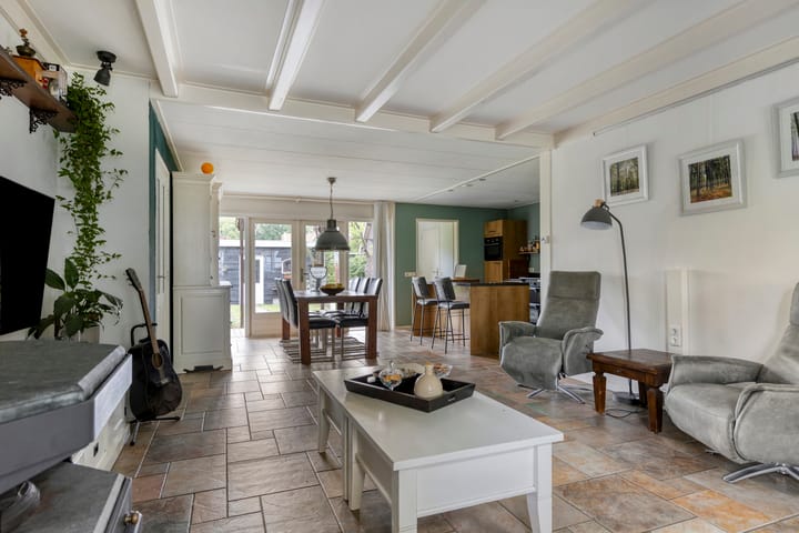 Photo 12 of Van Heenvlietstraat 6