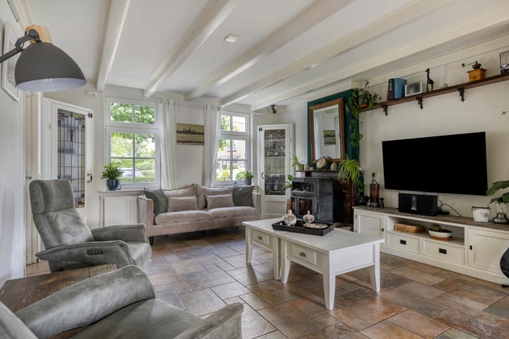 Photo 13 of Van Heenvlietstraat 6