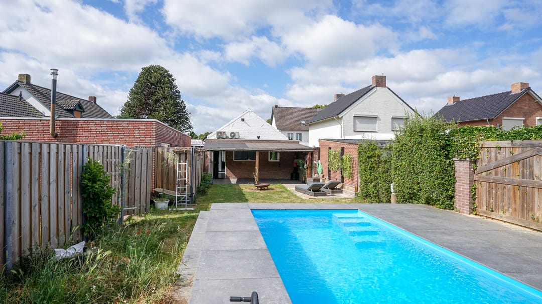 Foto 2 van Brugweg 11