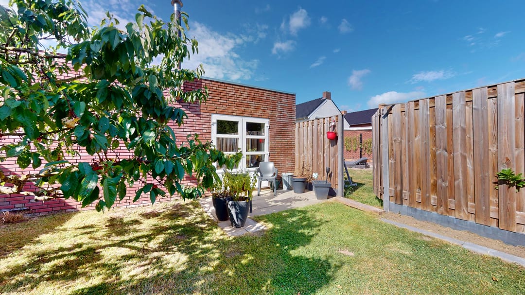 Foto 23 van Brugweg 11