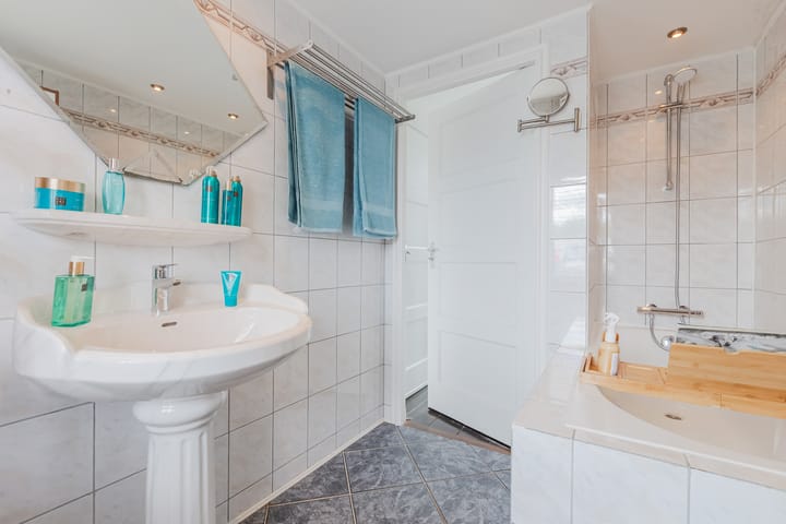 Foto 29 van Dorpsstraat 342-C