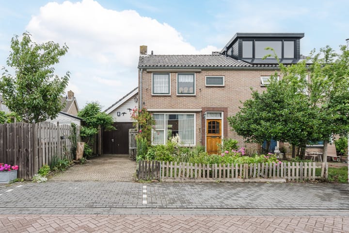 Foto 2 van Wilgenlaan 1