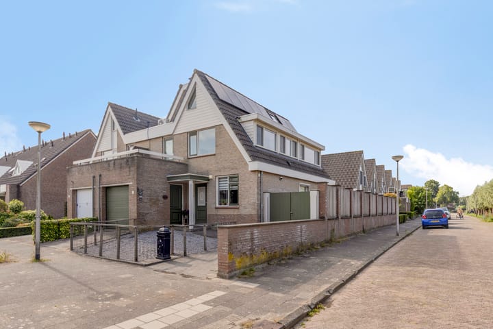 Foto 41 van Korenbloem 1-A