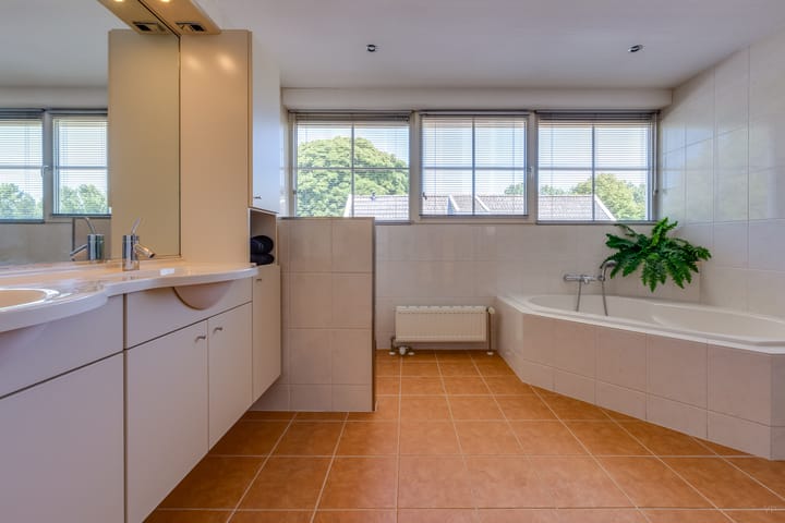 Photo 4 of Vaart 153