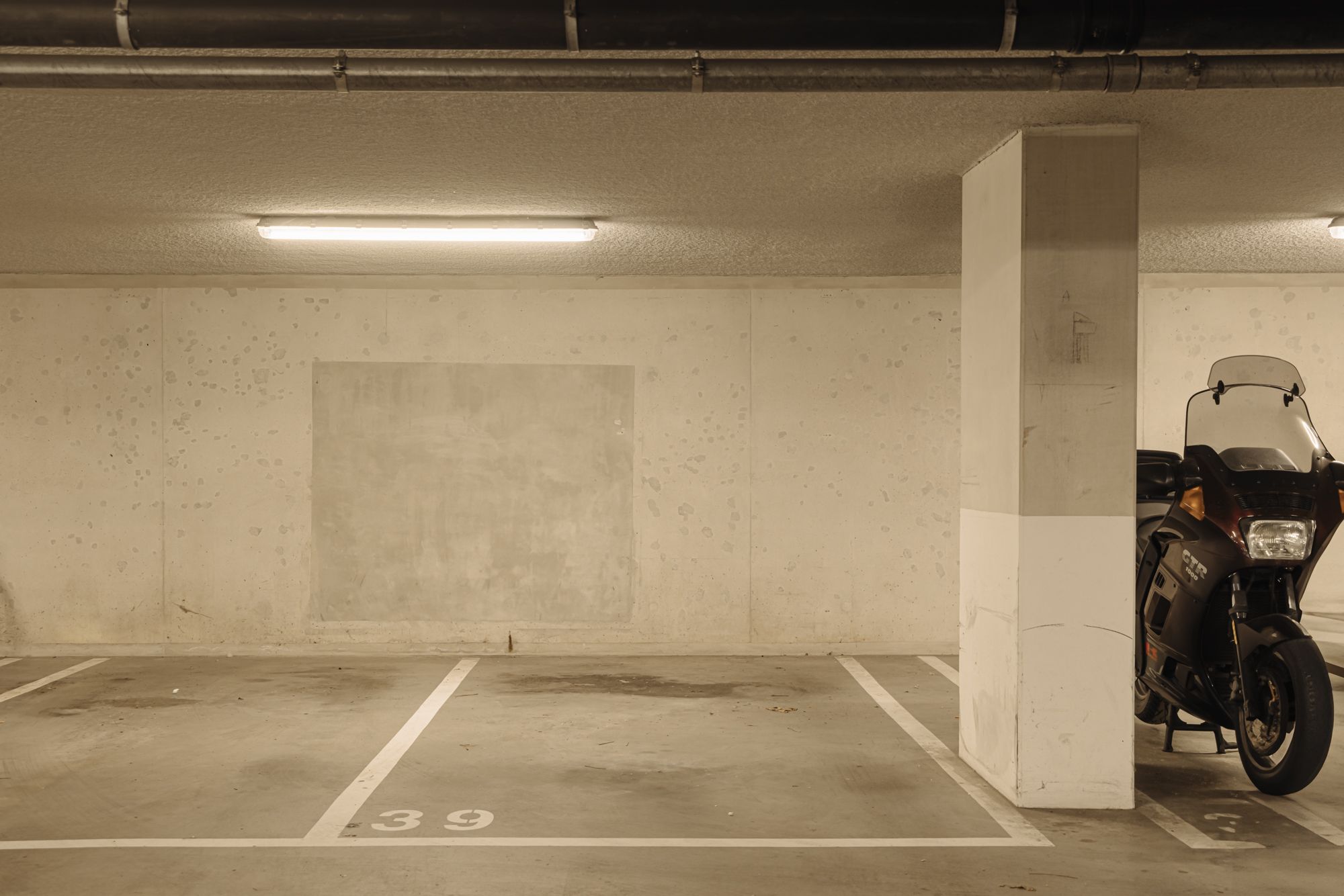 Foto 15 van Hoofdweg 706