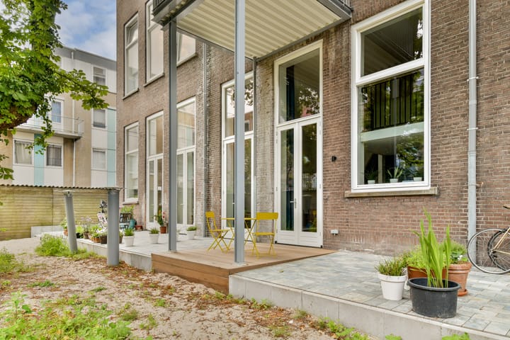 Foto 16 van Zwederstraat 16-B