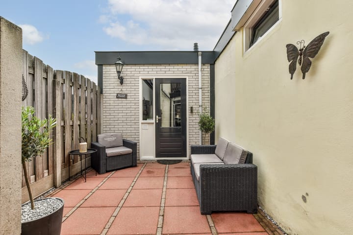 Foto 15 van Wagenstraat 8