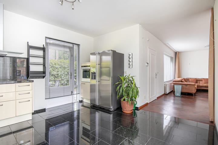 Foto 7 van Distelweide 153