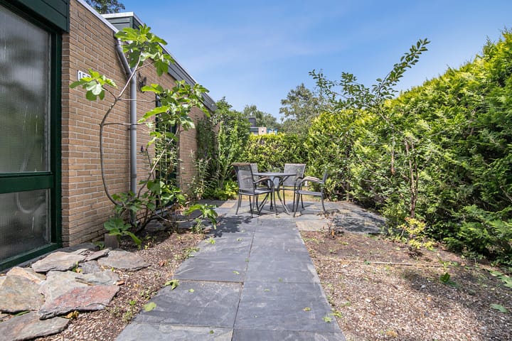 Foto 9 van Distelweide 153