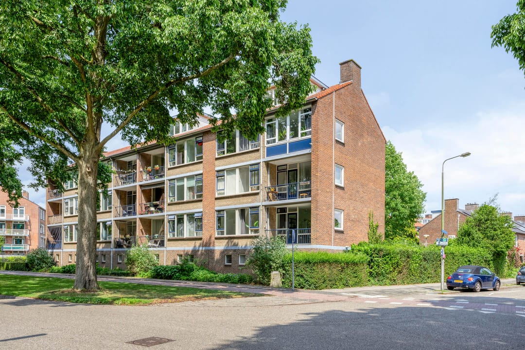 Photo 2 of Beethovenweg 13-A