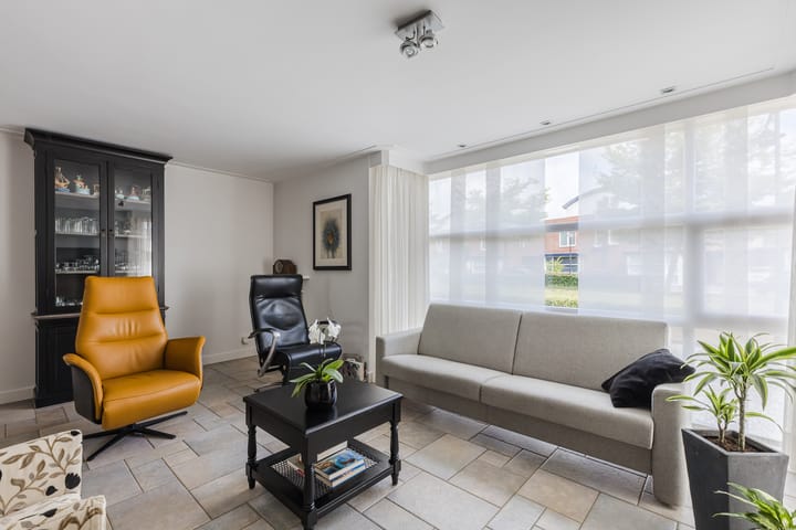 Foto 5 van Toon Hermansplein 5