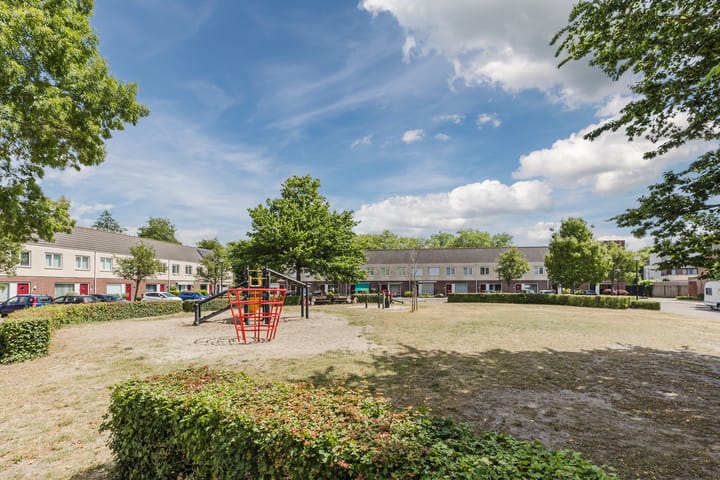 Foto 49 van Toon Hermansplein 5