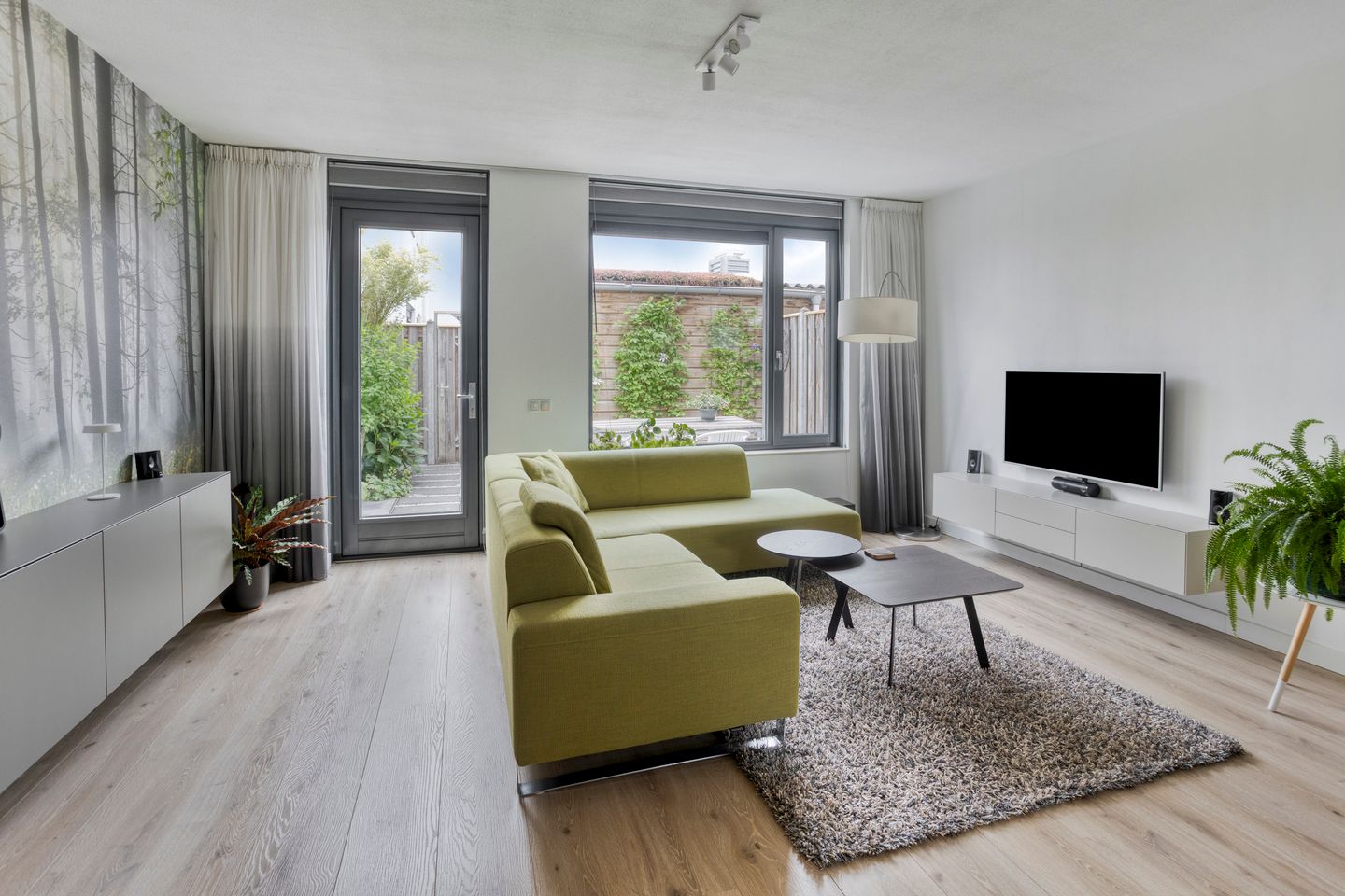 Foto 4 van Louis Couperuslaan 31