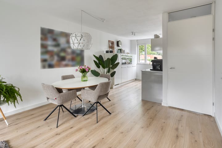 Foto 6 van Louis Couperuslaan 31