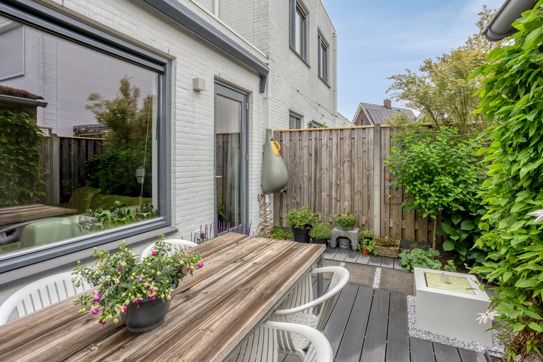 Foto 13 van Louis Couperuslaan 31