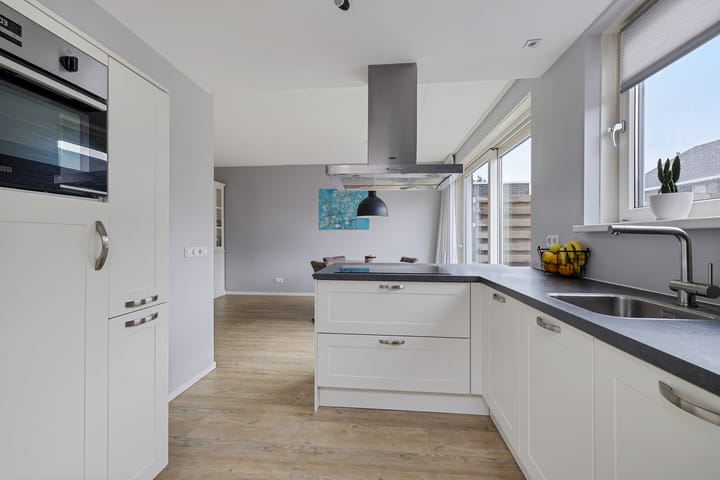 Foto 11 van Ljurk 24