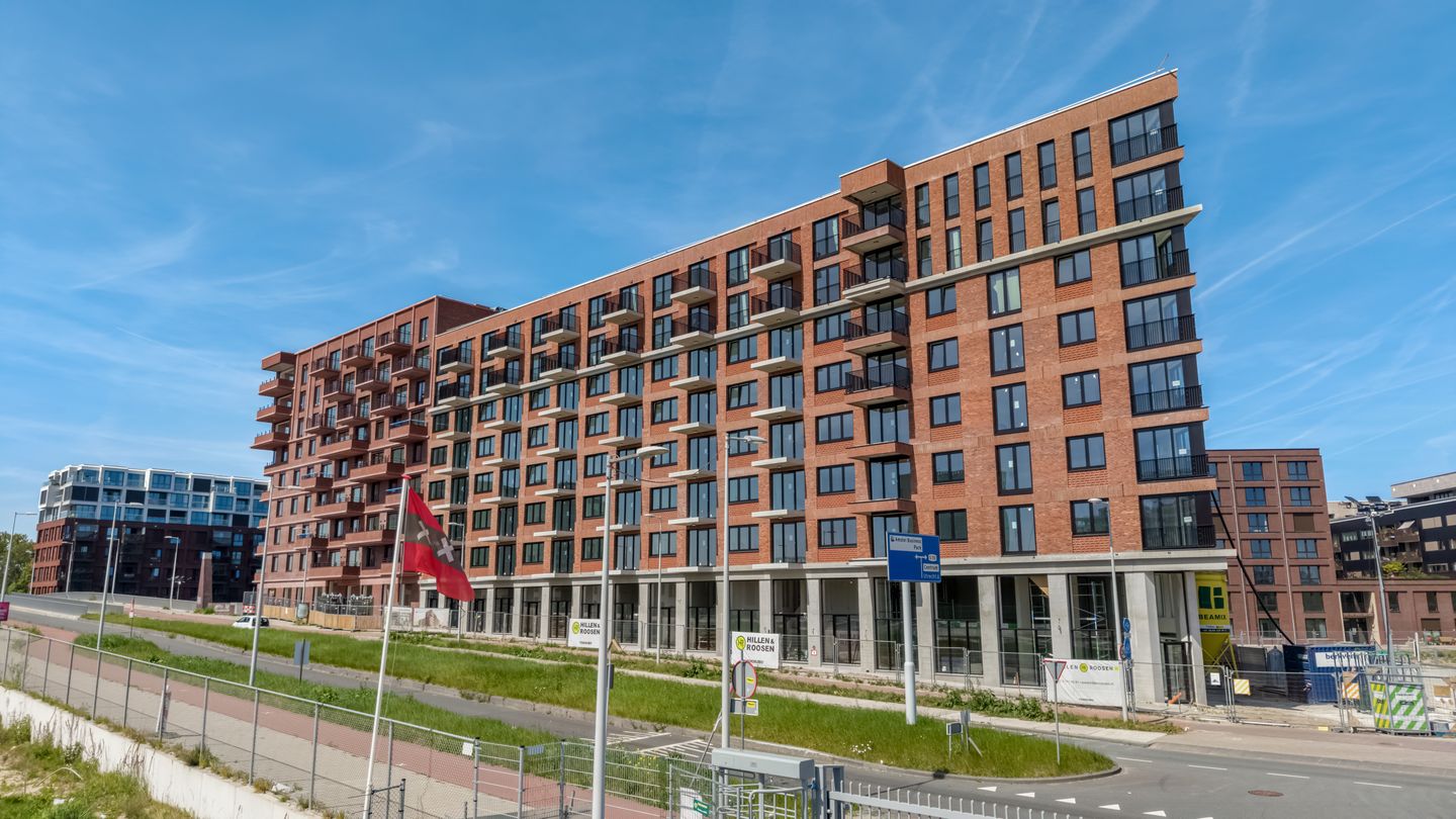 View photo 5 of Amstelstroomlaan 2
